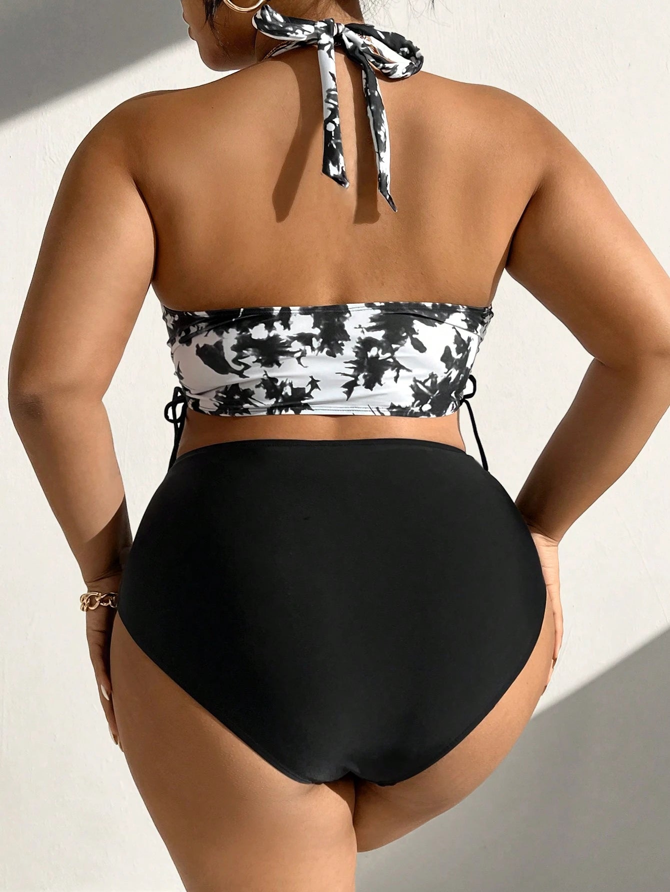 Livkurva ™ | Tie-Dye Bikinitopp Svart-Vit
