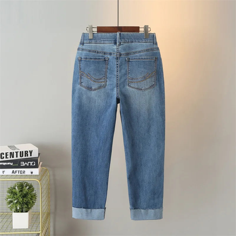 Livkurva ™ | Somriga Baggy Designjeans upp till storlek 60